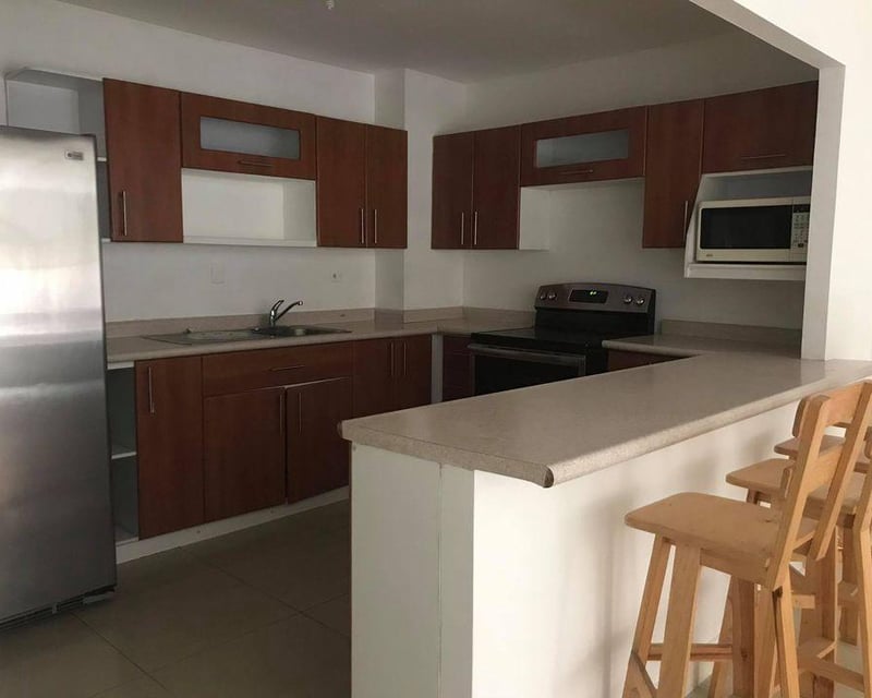 Venta de apartamento de 2 habitaciones en zona 13 Ref-4958