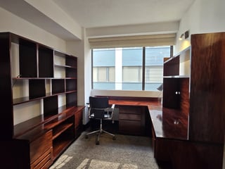 Apartamento Amueblado en Renta o Venta en Zona 10 - 4