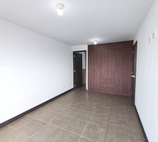 VENTA Apartamento Zona 15 Edificio 3-85 - Miniatura 7
