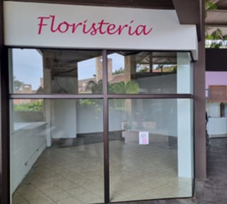 Local Comercial en Vista Muxbal Plaza