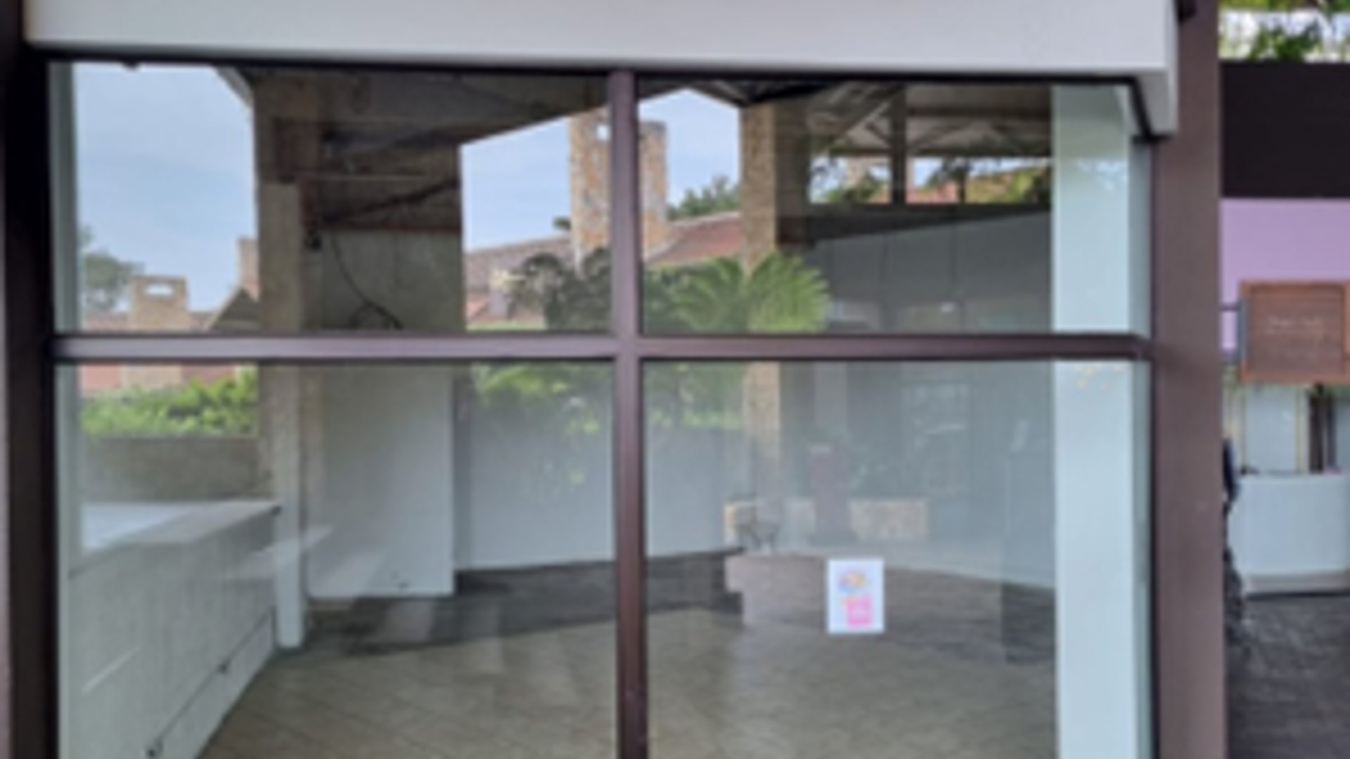 Local Comercial en Vista Muxbal Plaza