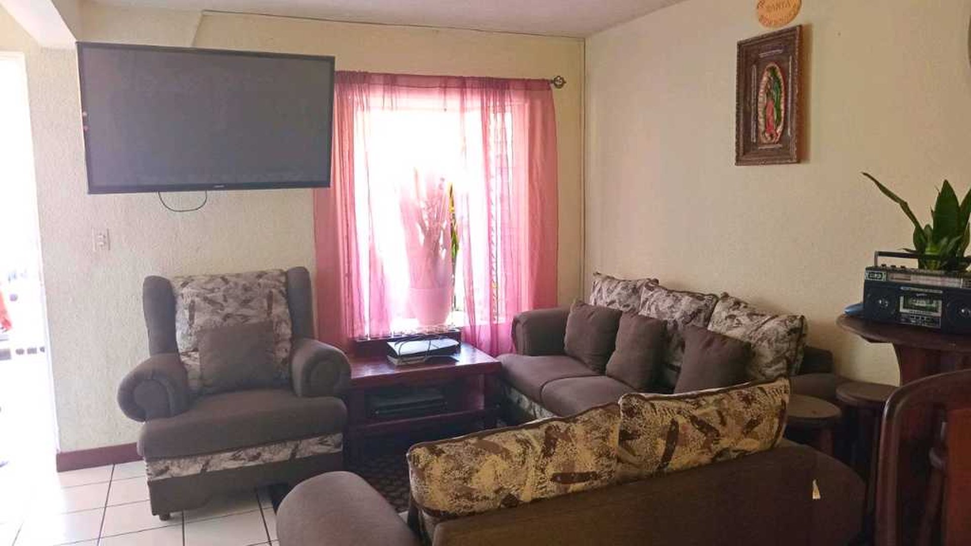 CASA EN VENTA – VILLA ROMANA, CLÚSTER 2, VILLA NUEVA - Miniatura 11