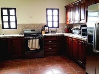 Casa con jardín en venta, la Antigua - 4