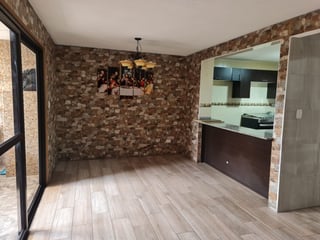 CASA EN VENTA DENTRO DE CONDOMINIO LUMINELA SMP - 4