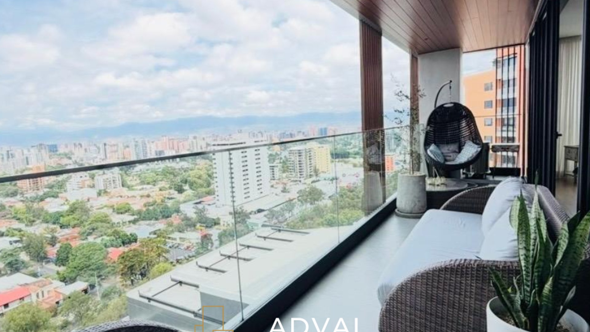 Lujoso apartamento en venta / renta Gaura Z.15 - Miniatura 3