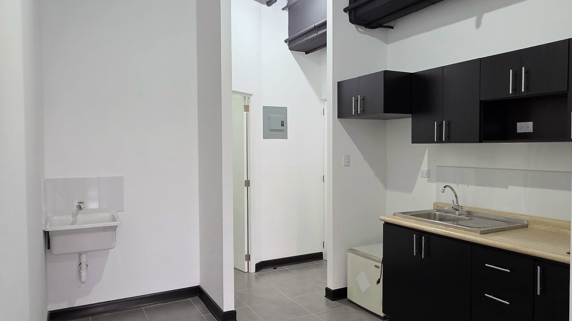 Apartamento en venta en zona 7 Kaminal 7 sobre Clz. San Juan para inversión
