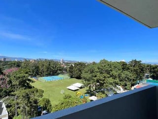 Vendo Lindo Apartamento en Edificio Bonavita zona 15 - 2