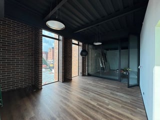 OFICINA EN VENTA | EXCLUSIVO EDIFICIO EN ZONA 15 - 3