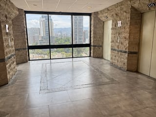 OFICINA EN ALQUILER 185 METROS CUADRADOS | MURANO CENTER | ZONA 10 DE GUATEMALA - 3