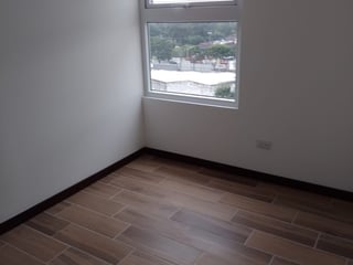 LINDO APARTAMENTO AMUEBLADO EN RENTA ZONA 12 - Image 9