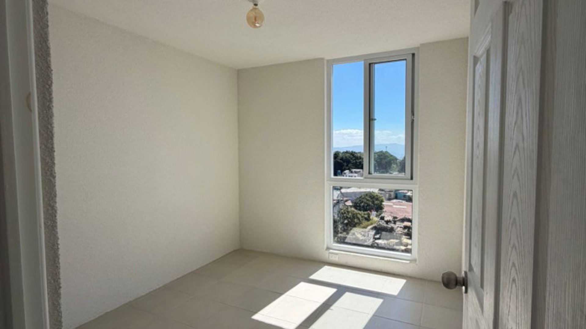 APARTAMENTO EN ALQUILER EN ZONA 1 DE MIXCO - Miniatura 3