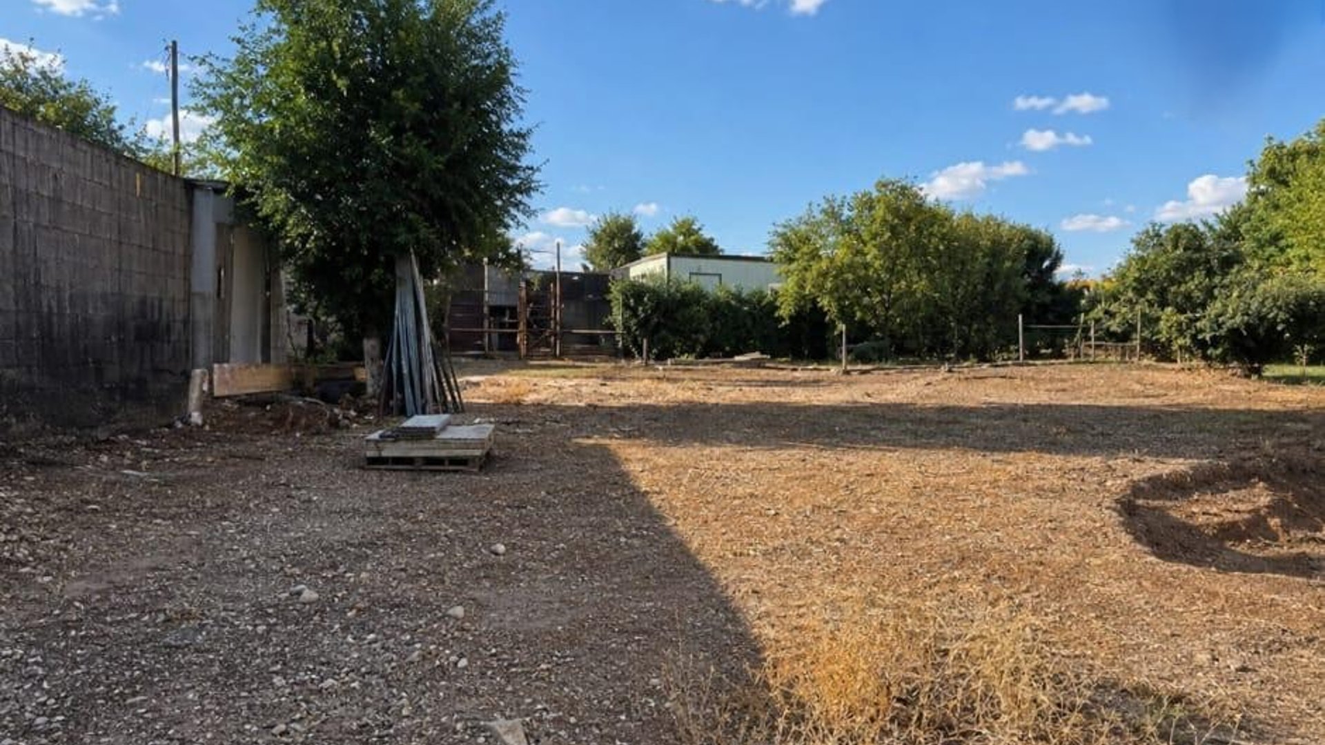 Terreno en venta entre Calzada Roosevelt y Calzada San Juan Ref-6019