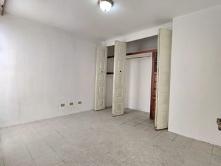 Alquilo Linda Casa  zona 12, salida  de USAC - Image 12