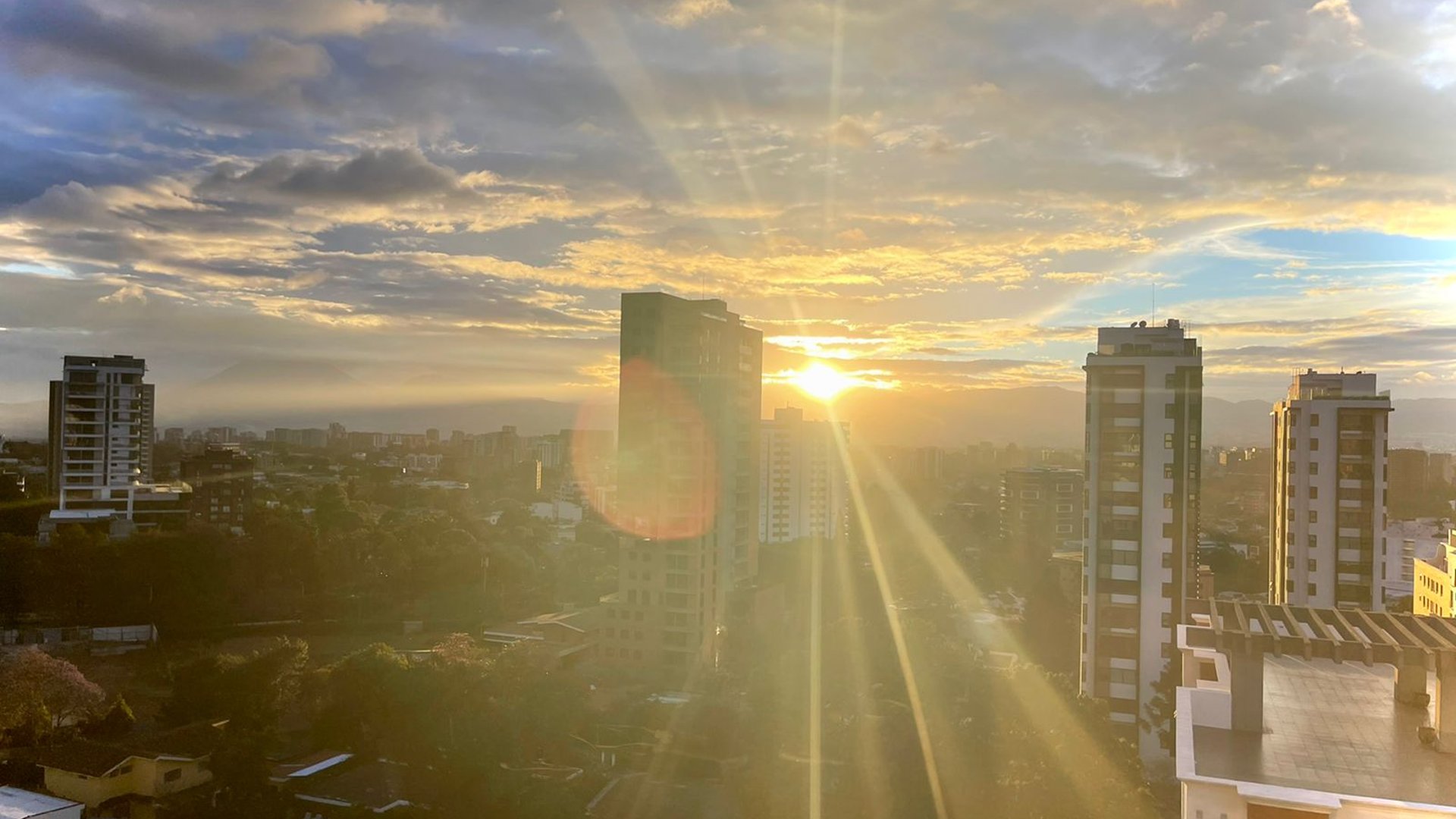 PENTHOUSE EN MIDORI ZONA 15 - Miniatura 3