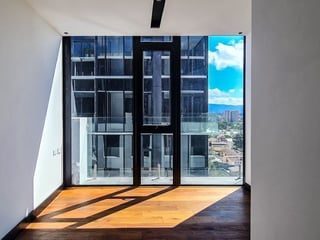 Apartamento en Venta en Villas Mariscal zona 11 - 5