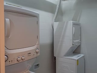 Apartamento Amueblado en Renta Edificio Séptimo Zona 4 - Image 28
