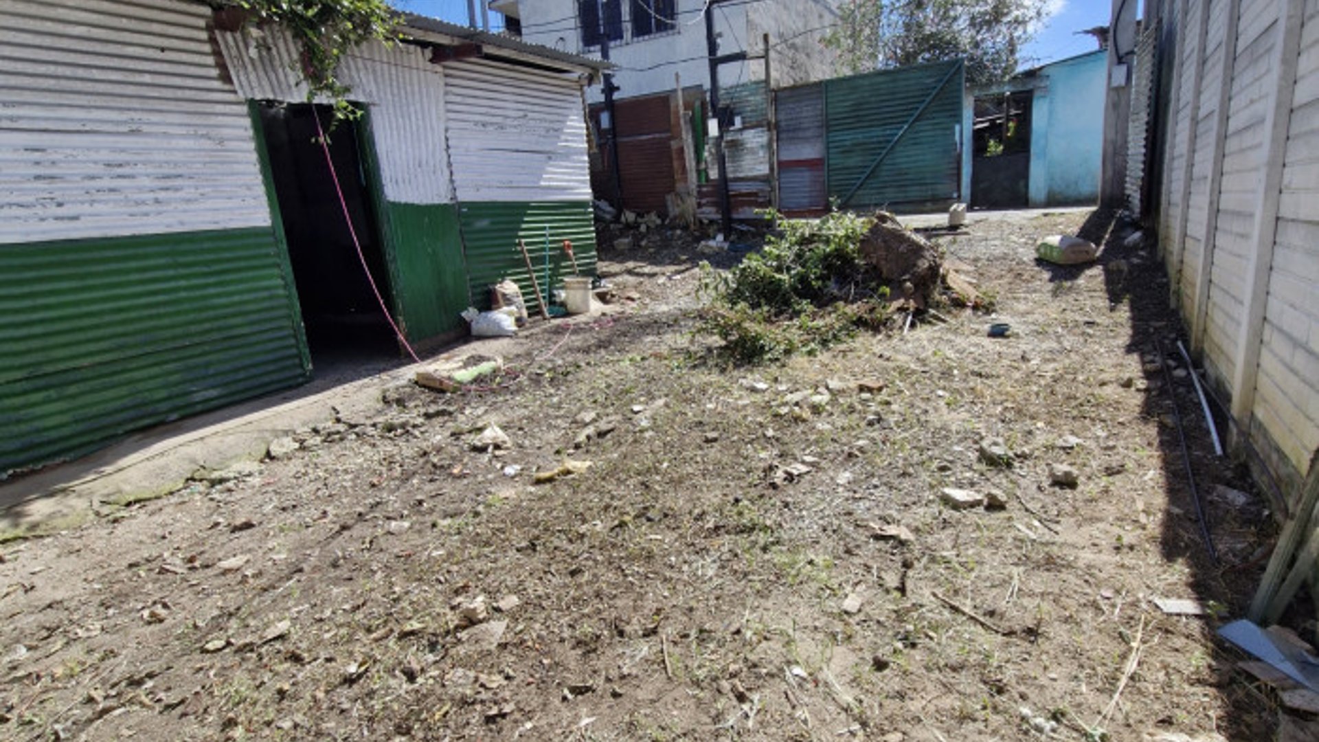 Terreno en renta en zona 14 La Villa, en callejón - Miniatura 2