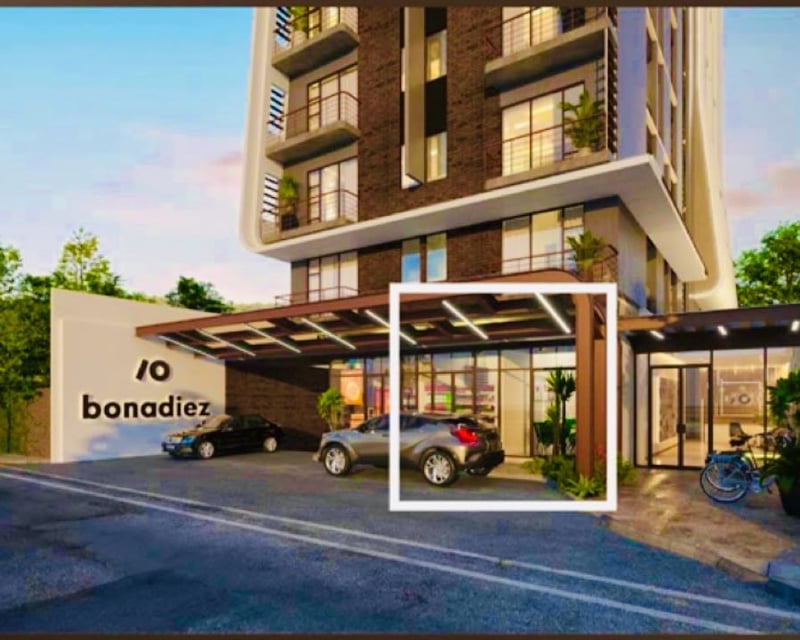 Locales comerciales NUEVOS, en Renta Zona 10, Edificio Bonadiez