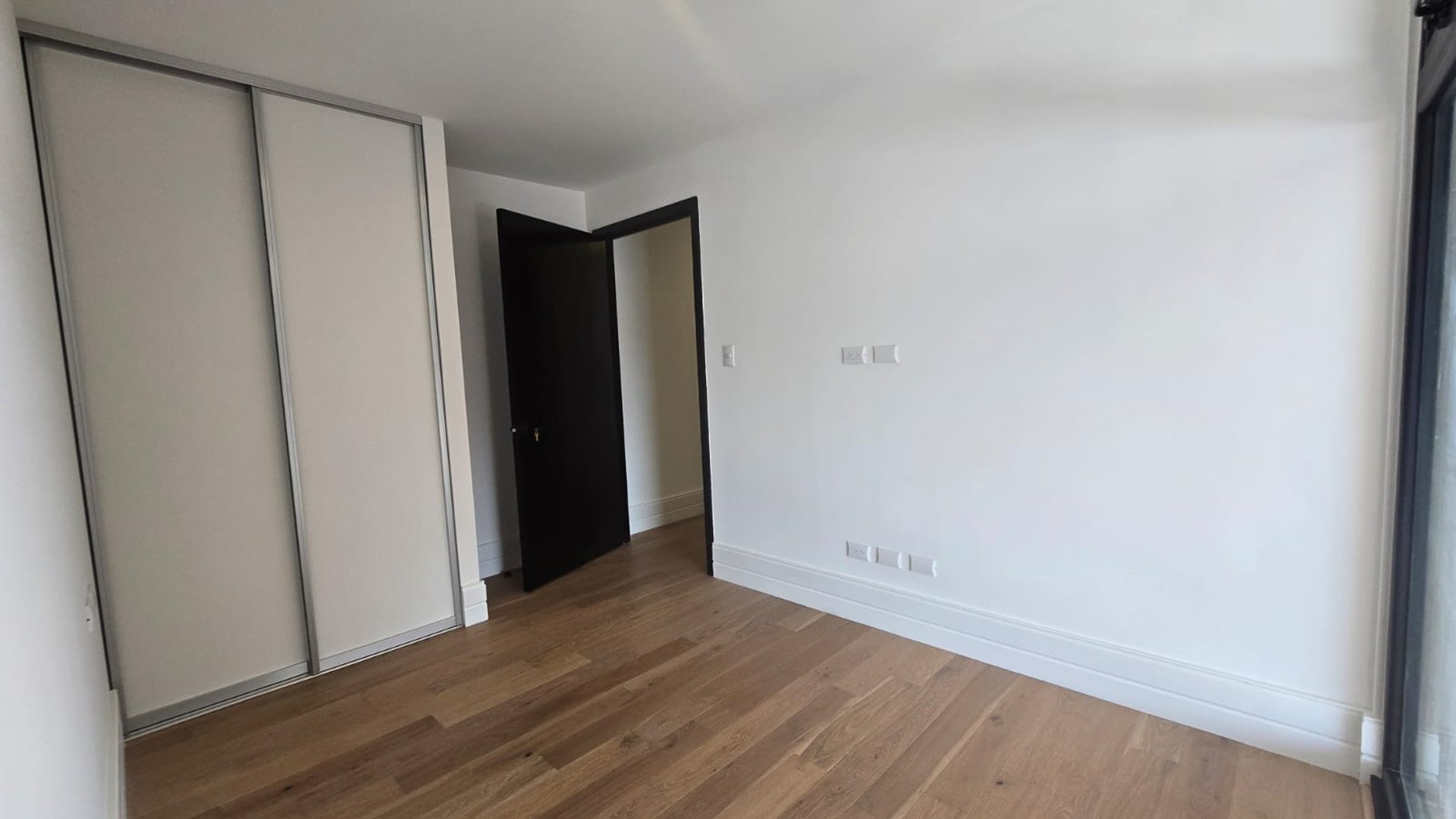 RENTA Apartamento Zona 5 Céntrico  - Miniatura 4