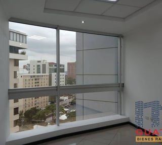 Oficina en Renta, Zona 10 (R9618)