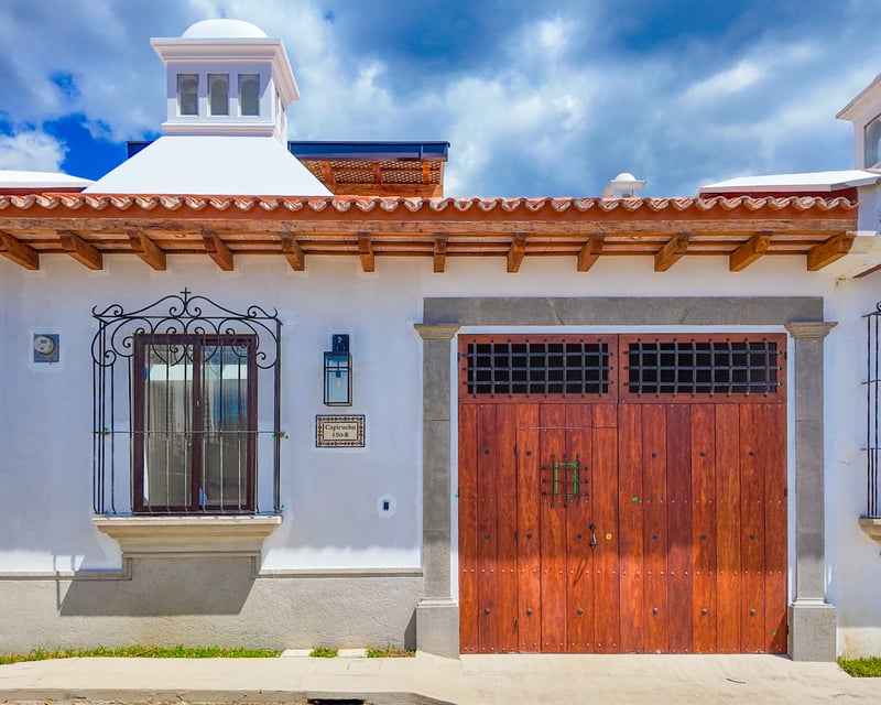 Los Franciscanos Ciudad Vieja, Casa en venta,CAPIRUCHO AMUEBLADA