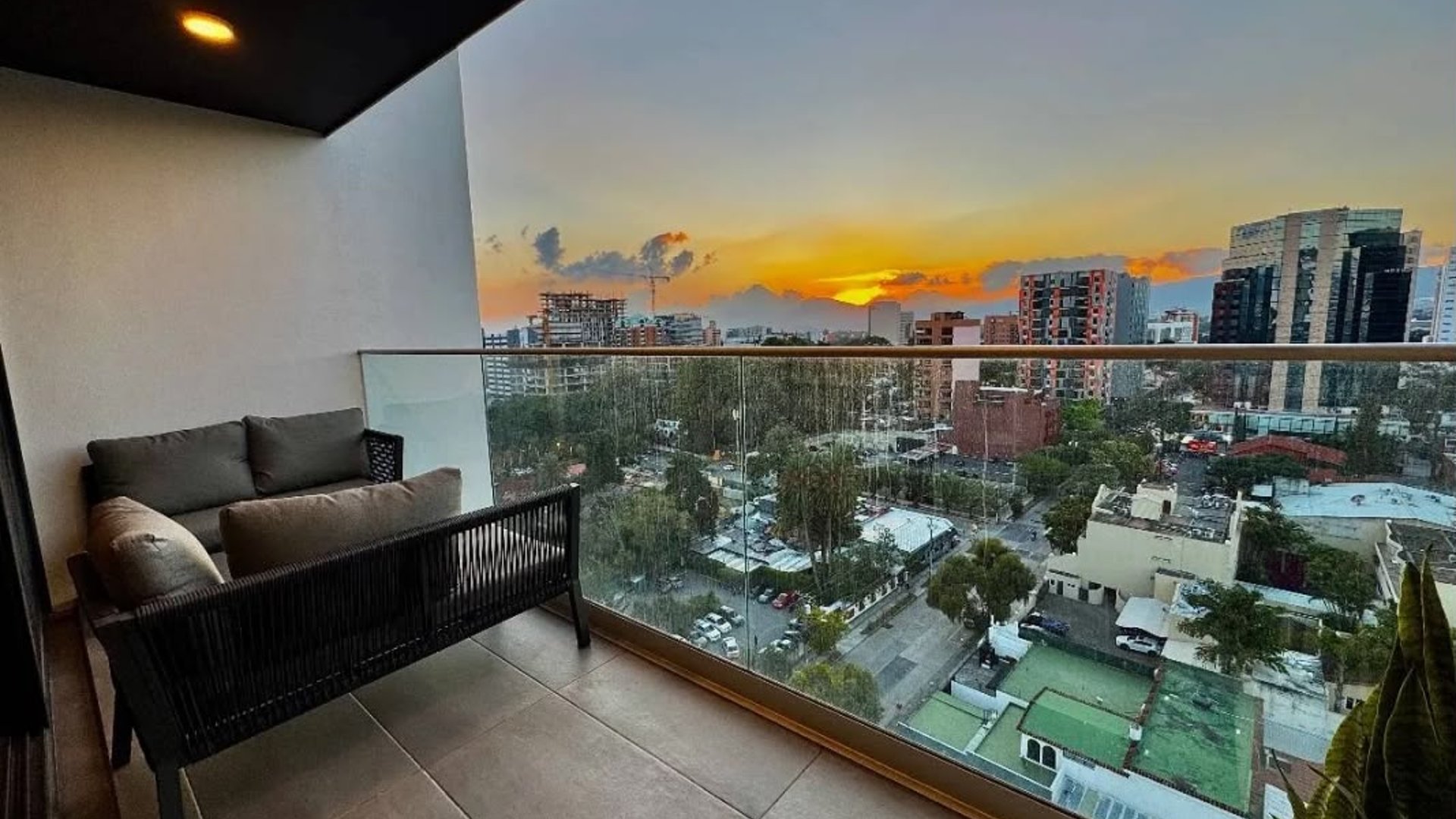 ???? APARTAMENTO EN RENTA – 3 HAB | VASANTA | ZONA 10 - Miniatura 6