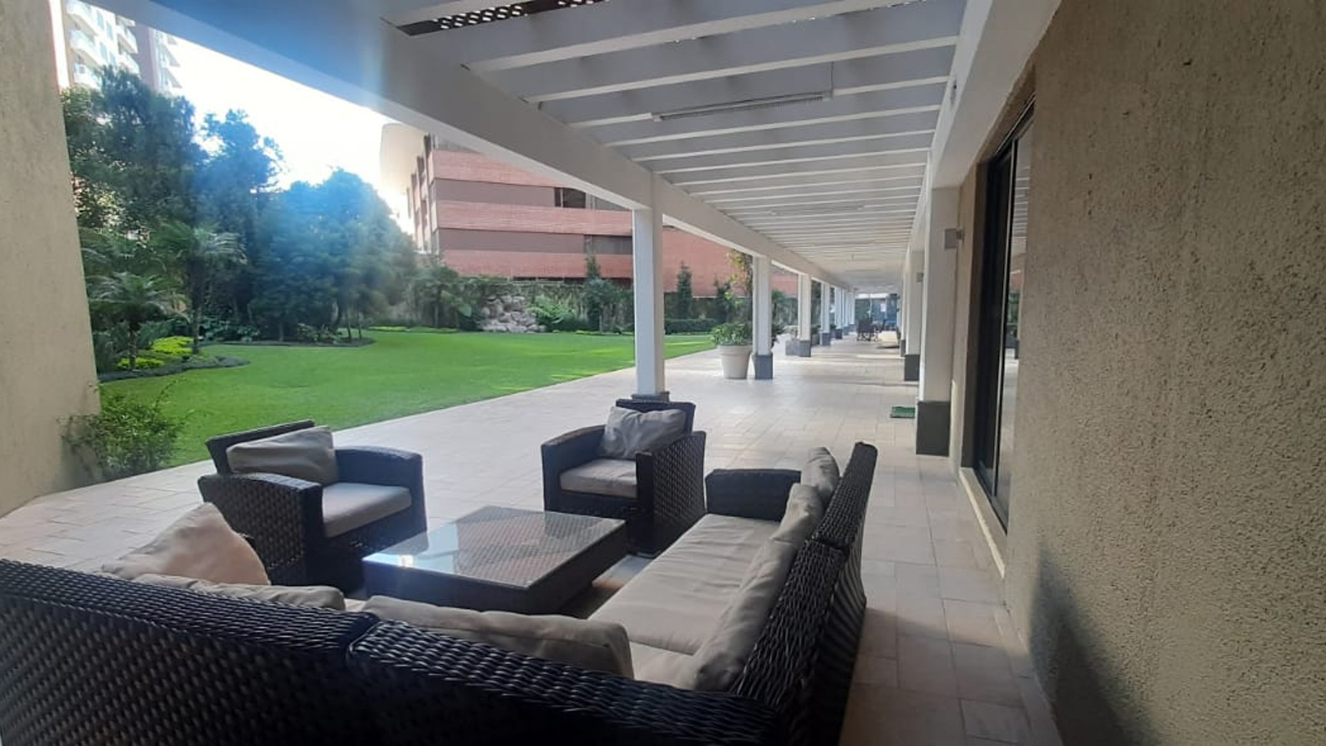 Apartamento en renta zona 14 / Bellagio - Miniatura 11