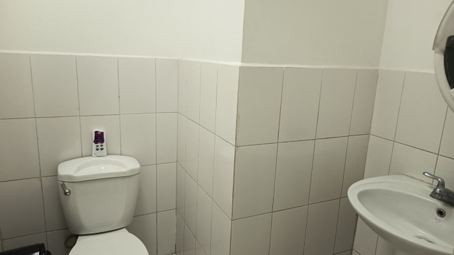Oficina en Venta y/o renta en Zona 10 Zona Pradera - Miniatura 8