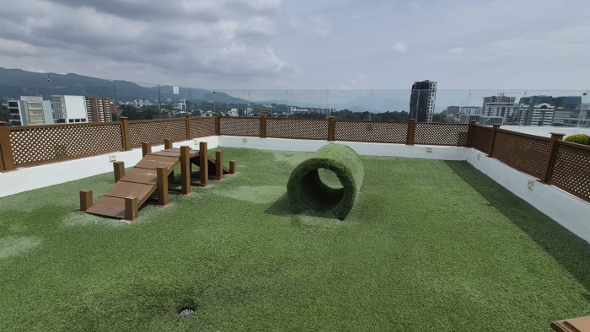 Apartamento en venta en zona 10 - Miniatura 21