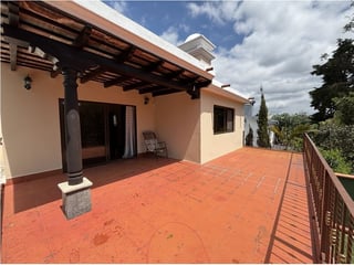 Casa en Venta – Jardines de San Isidro, Zona 16 - 2