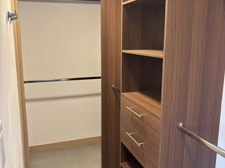 Apartamento en renta nivel alto de 2 habitaciones en zona 10 Ref-5207 - 3
