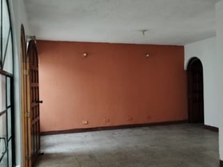 Casa en venta Zona 13 Aurora 1 - 2