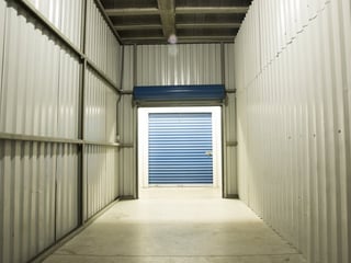 SE ALQUILA MINI BODEGA EN ZONA 11 - 3