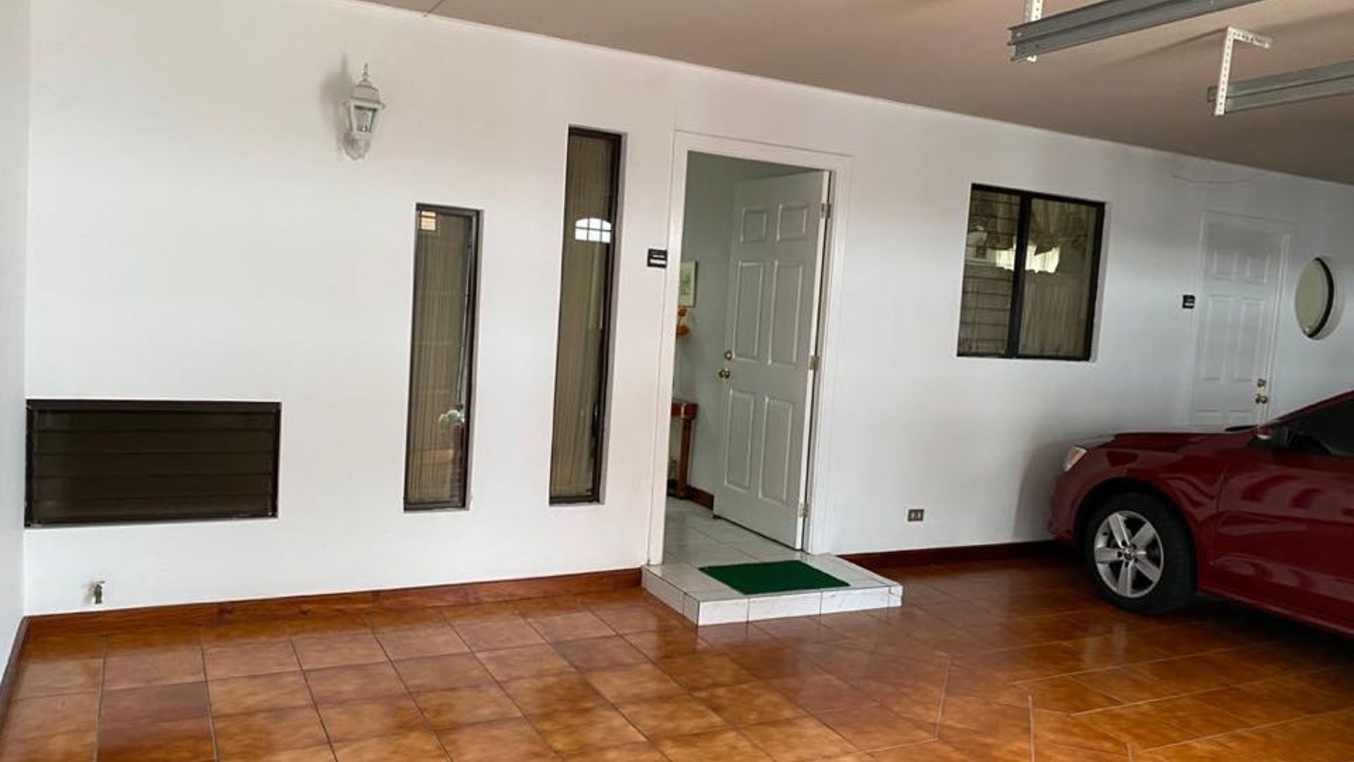 Casa en Venta Zona 14 . Condominio Villas de San Francisco - Miniatura 10
