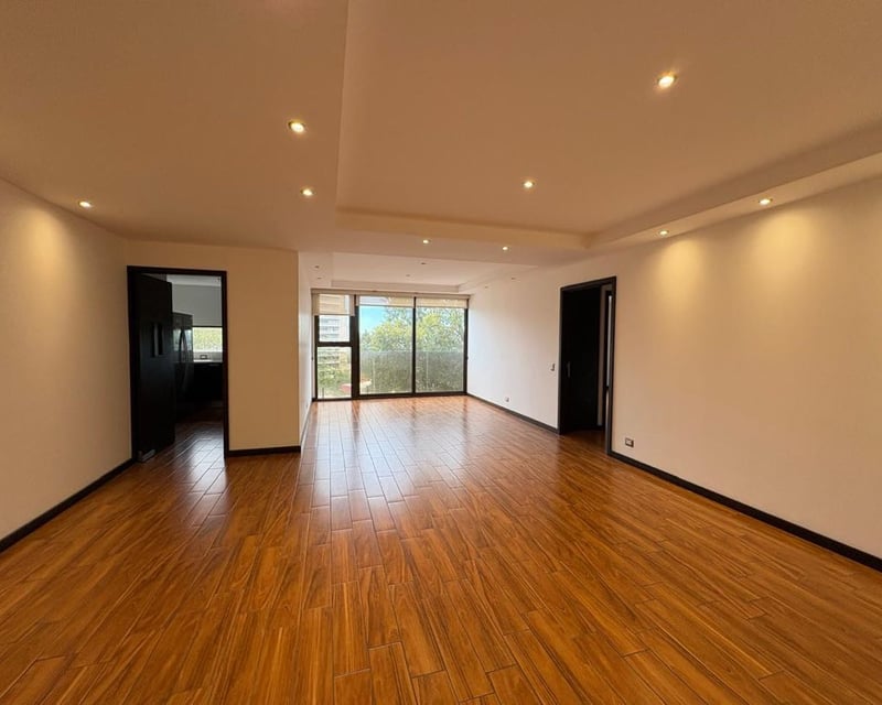 Apartamento en Renta Zona 15