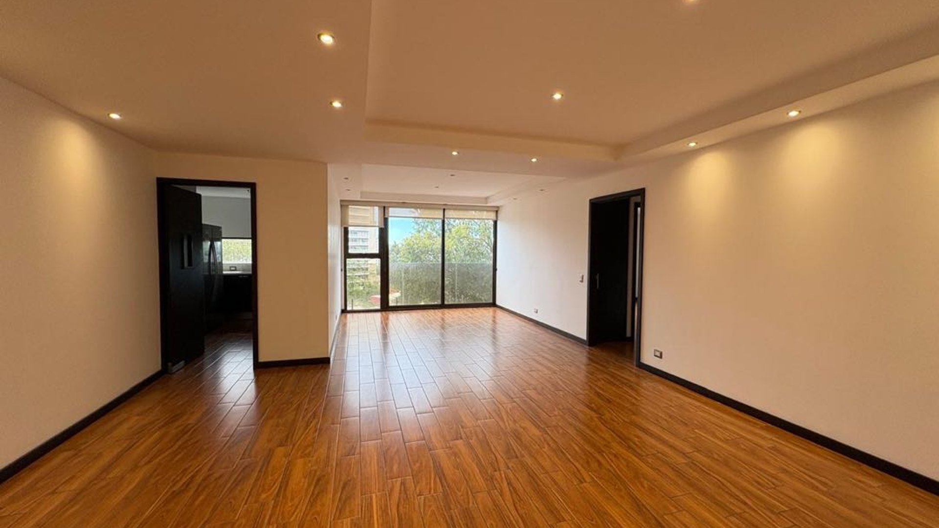 Apartamento en Renta Zona 15