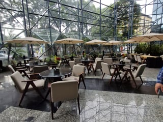 Alquiler de Oficina en Zona 10 Guatemala - Image 1