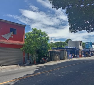 LOCAL EN VENTA EN EL CRUCE DE RIO HONDO A ZACAPA 