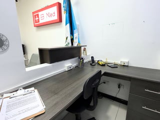 Fully Equipped Clinical Laboratory Office for Sale – Zona Pradera, Zone 10 - 3