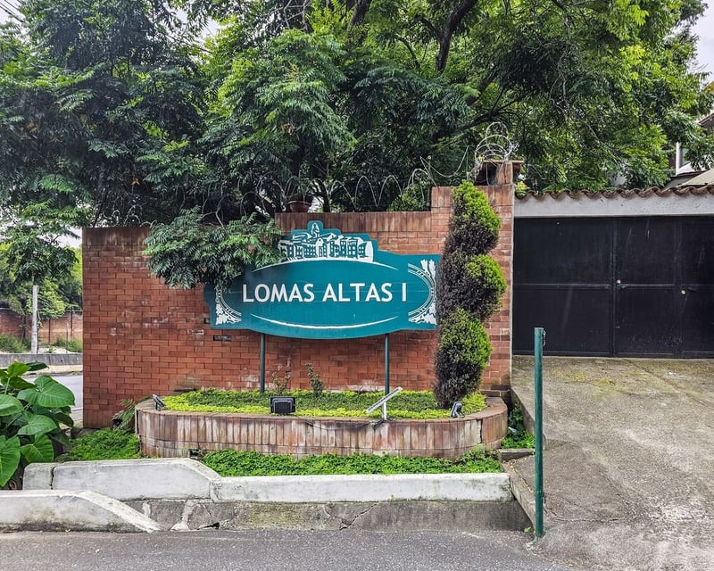 Casa en VENTA en Lomas Altas I Carretera a El Salvador