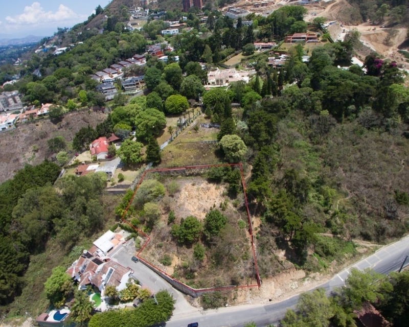 TERRENO EN VENTA CARRETERA HACIA MUXBAL CES