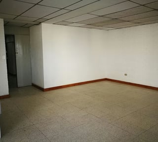Oficina en renta Av. La Reforma, zona 10