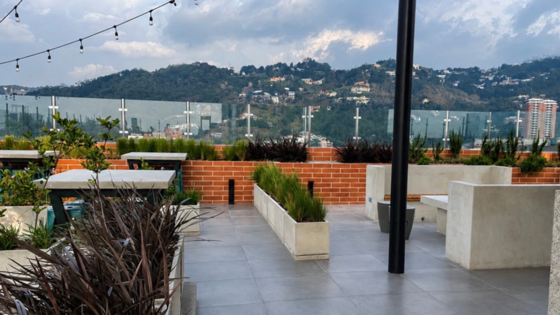 Hermoso apartamento en renta /venta zona 15,vh1 (parque) - Miniatura 3