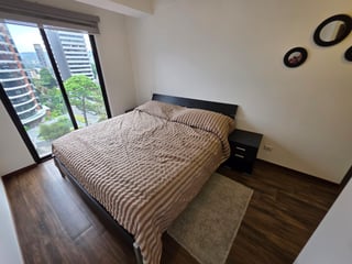 Apartamento amueblado de 1 habitacion en renta en zona 10 Ref-5291 - 5