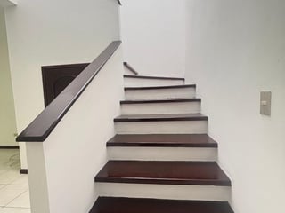 Casa en venta y renta condominio Entreverdes Fraijanes - 4