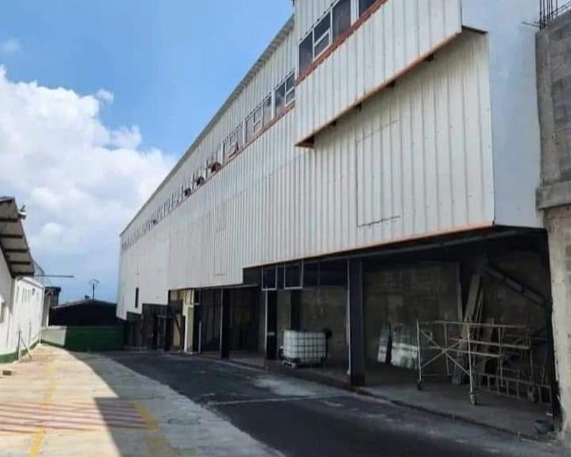 Bodega en Venta / Renta – Zona 2 Mixco