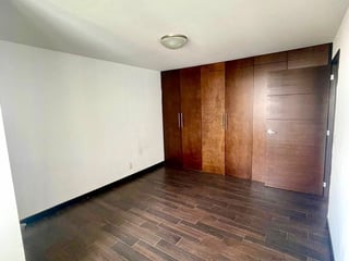 Apartamento en renta de 3 habitaciones con linea blanca Z14 Ref-5343 - 5