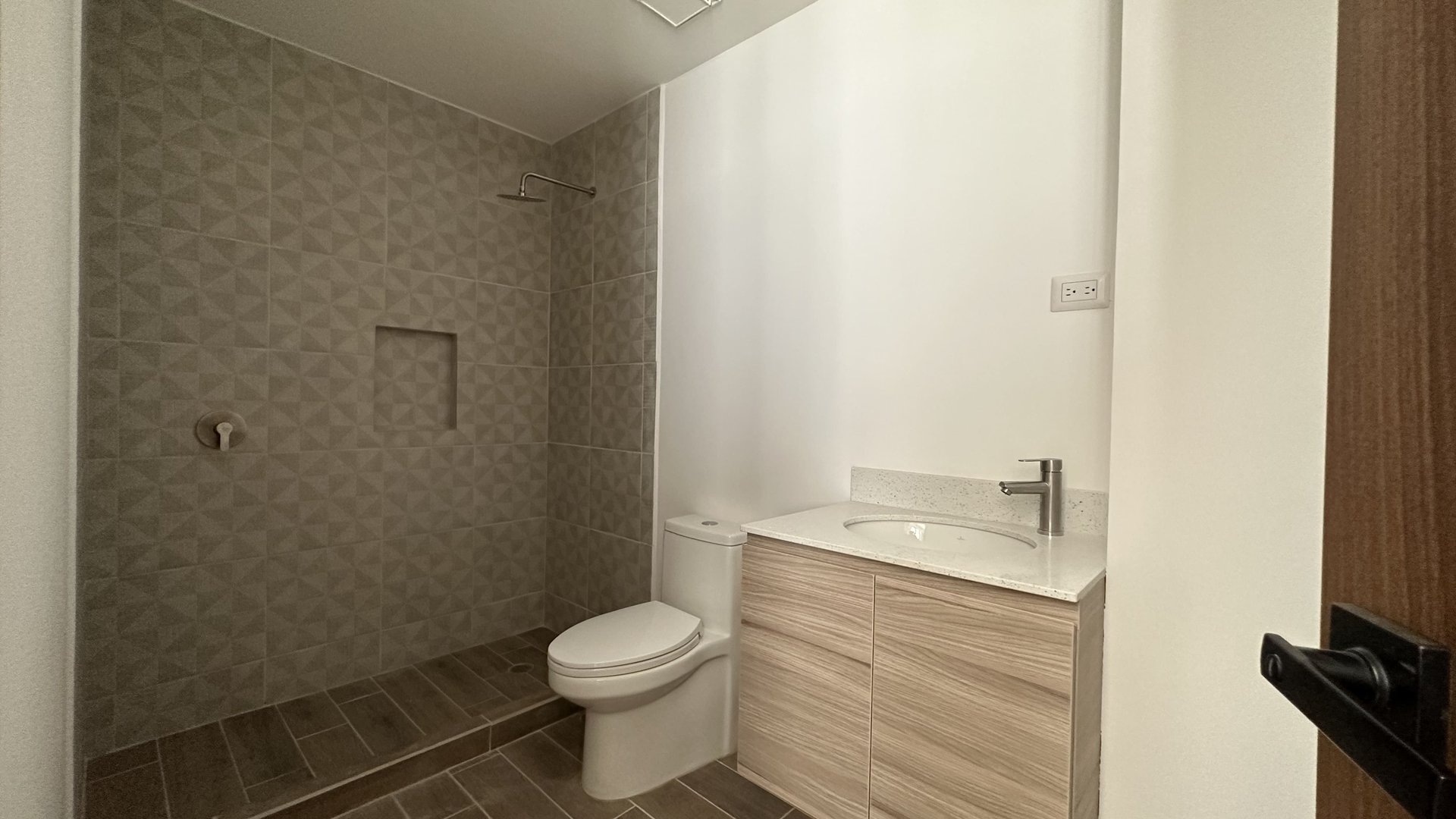 Apartamento en Alquiler Edificio Vila Catorce, zona 14 Guatemala - Miniatura 8