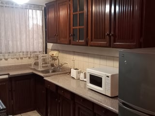 APARTAMENTO AMUEBLADO EN ZONA 9 - 5
