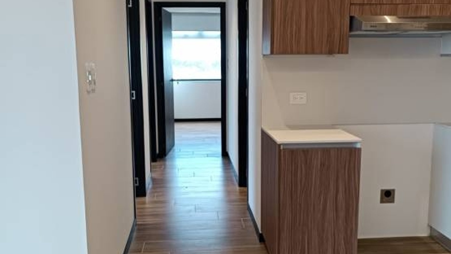 Apartamento  en Venta, Zona 11 (V9940)